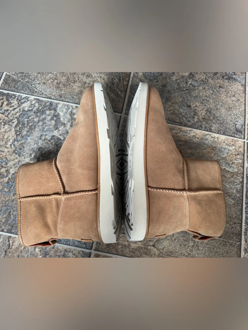 UGG Men's Classic Mini Zip Waterproof Pull On Boots- Chestnut Tan, Men’s Size 10